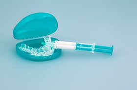 Custom dental trays for teeth whitening